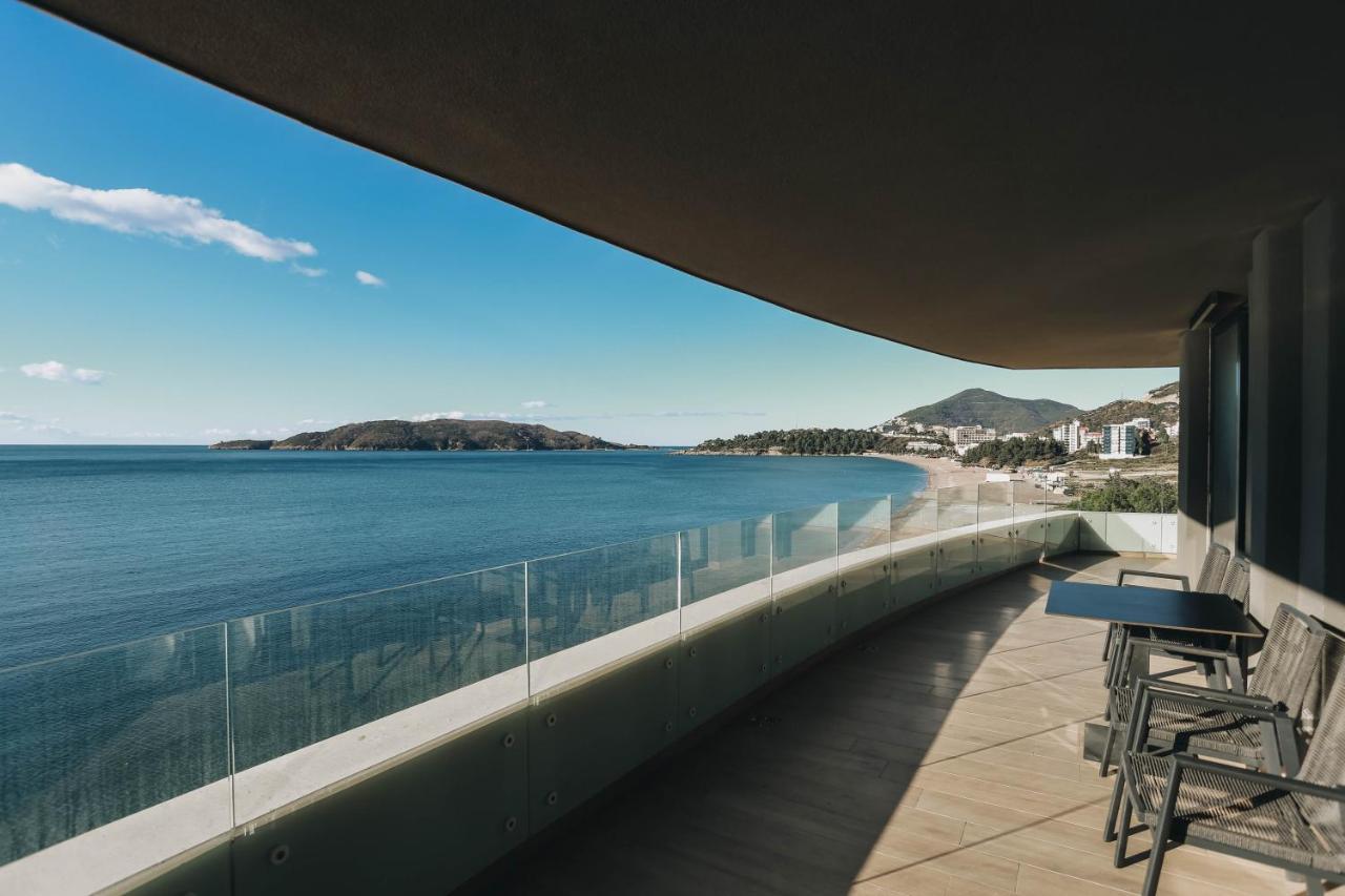 בודווה Beachfront Luxury Apartment מראה חיצוני תמונה