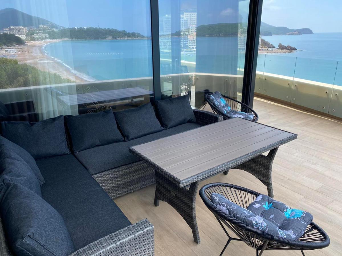 בודווה Beachfront Luxury Apartment מראה חיצוני תמונה
